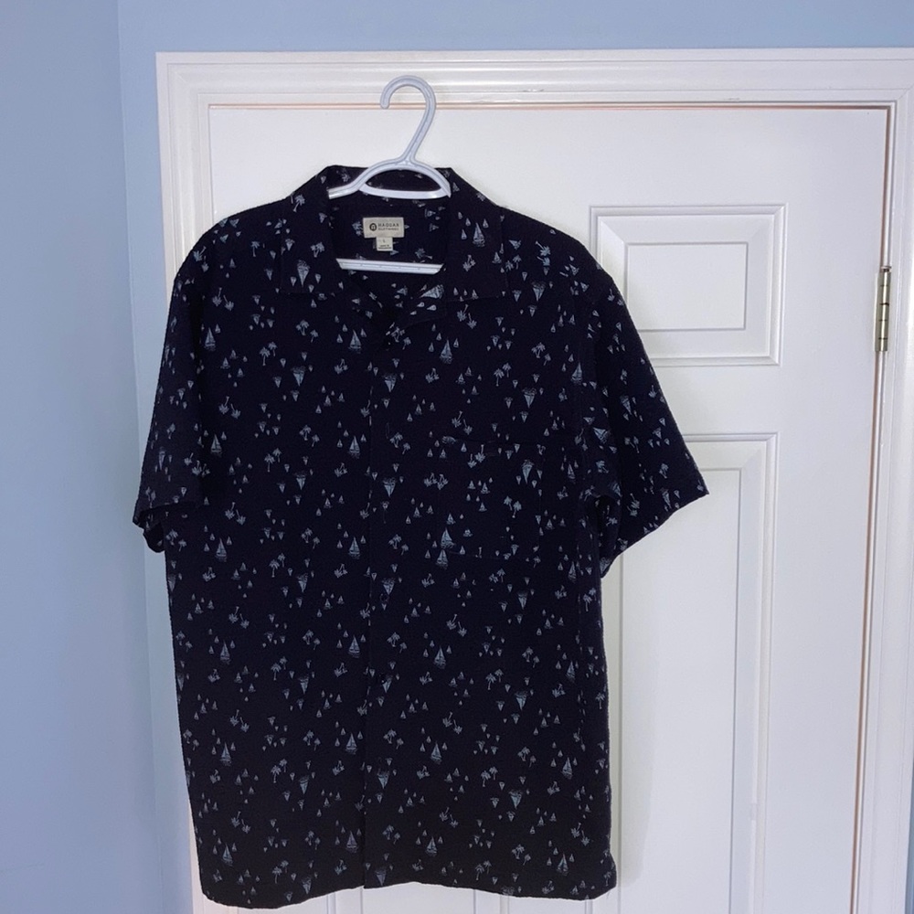Navy seersucker style button down shirt by Haggar